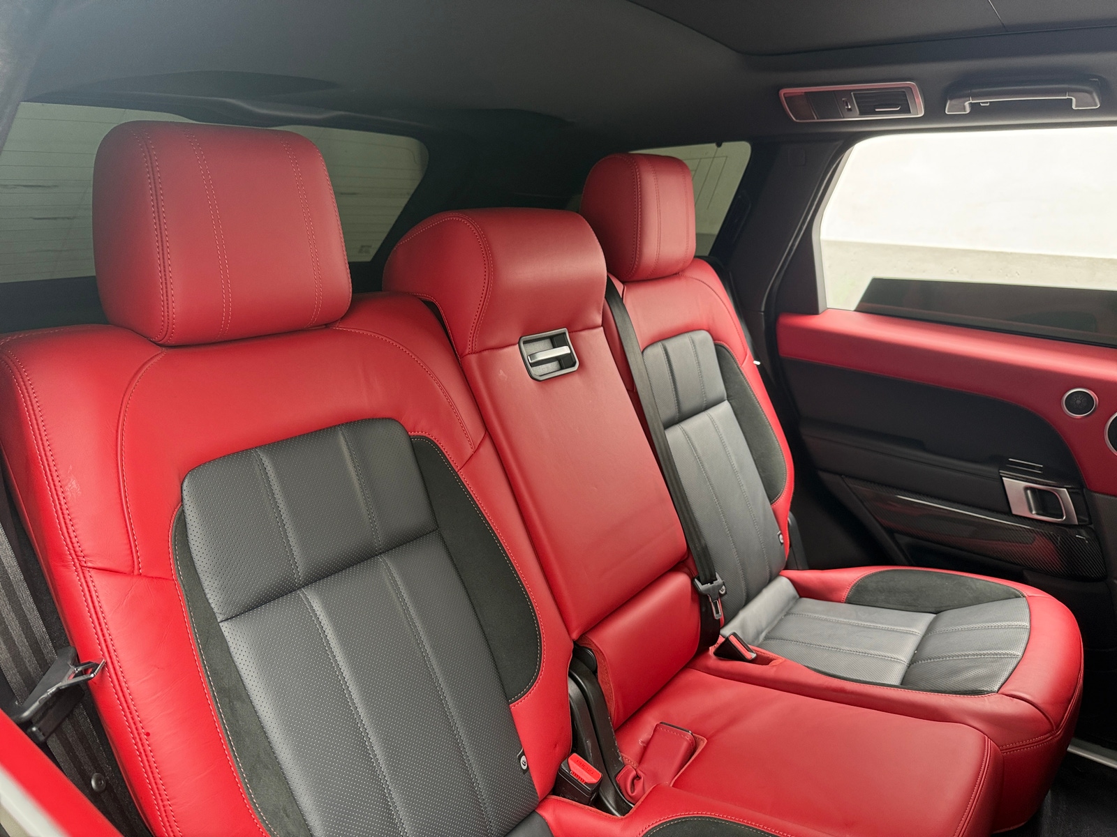 Thumbnail: 2021 Land Rover Range Rover Sport - 6