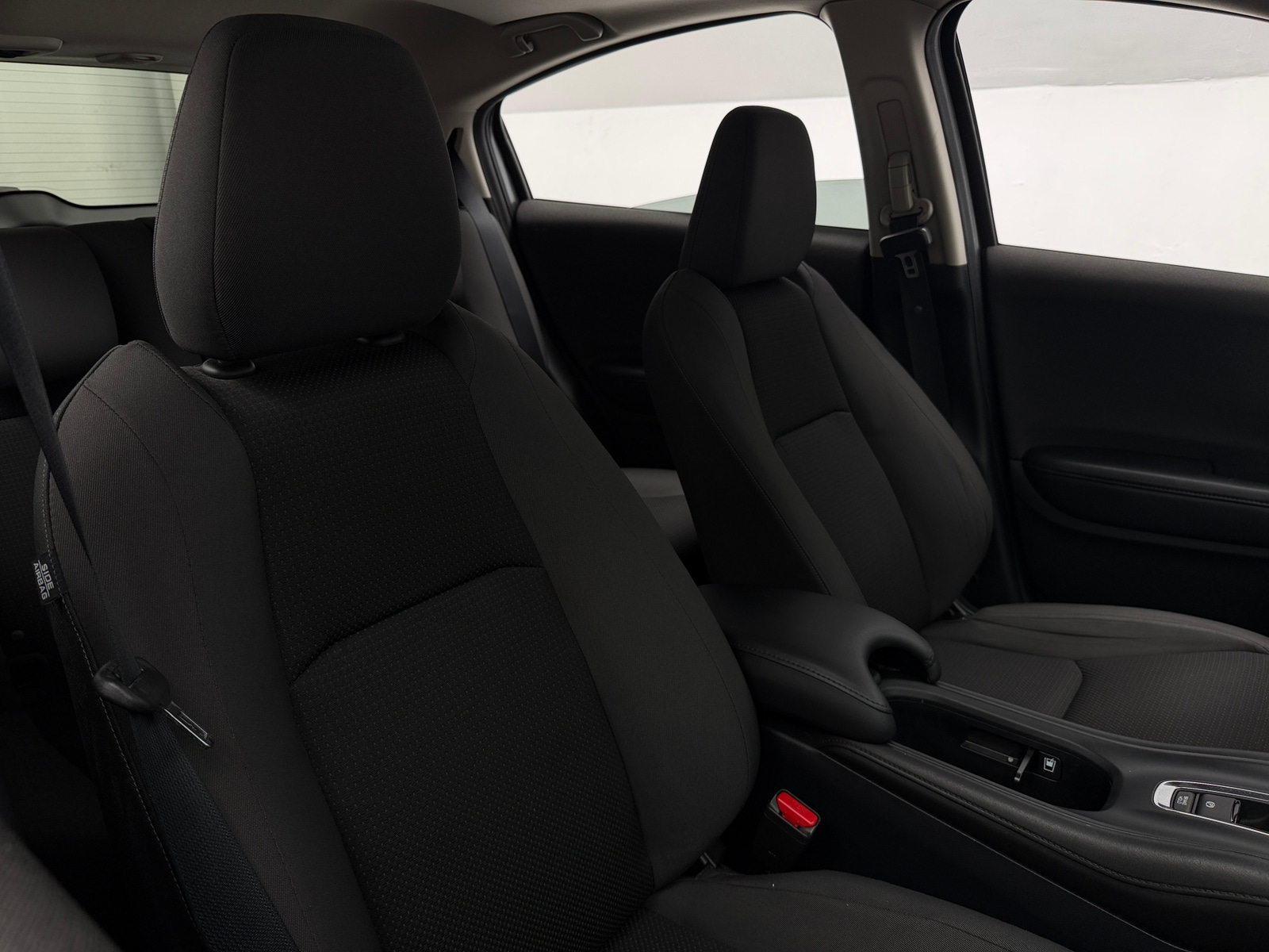 Thumbnail: 2019 Honda HR-V - 2