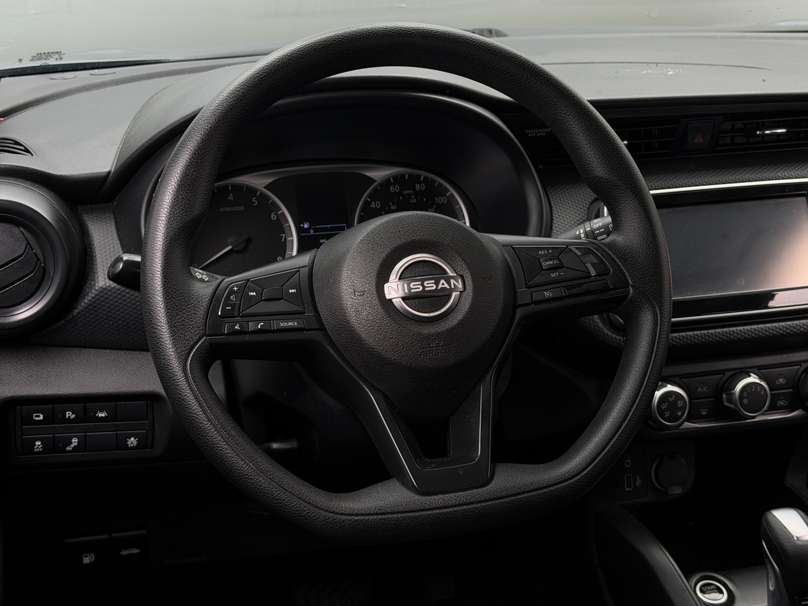 Thumbnail: 2024 Nissan Kicks - 5
