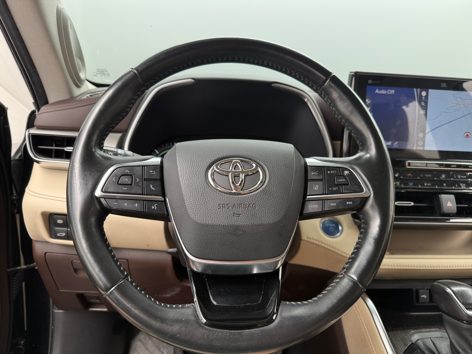 Thumbnail: 2021 Toyota Highlander - 4