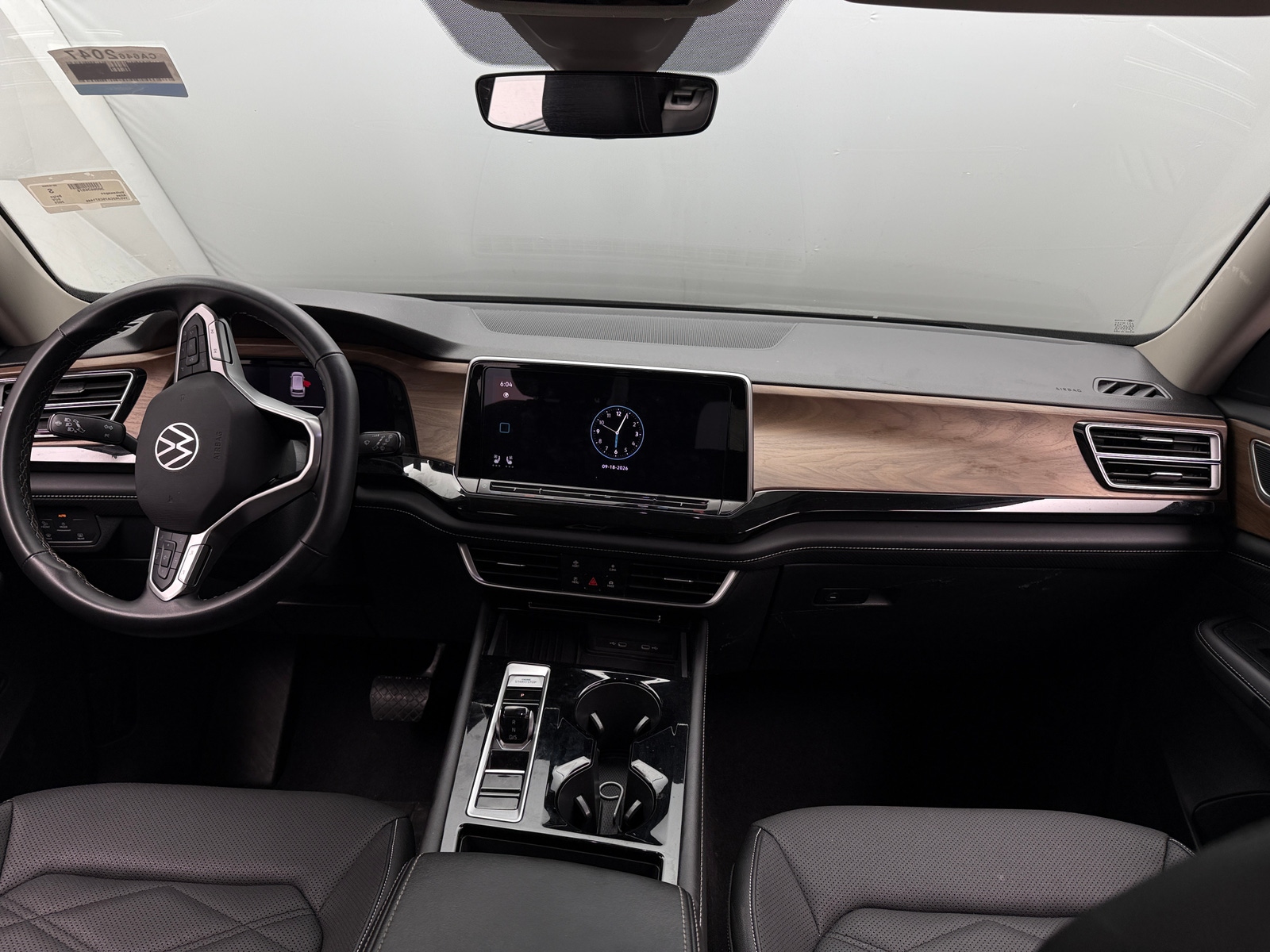 Thumbnail: 2025 Volkswagen Atlas - 2