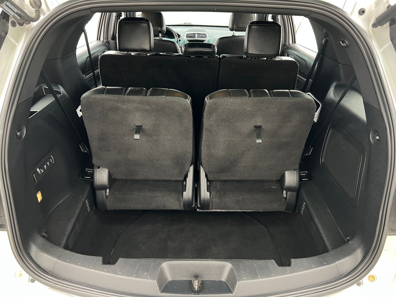 Thumbnail: 2016 Ford Explorer - 6