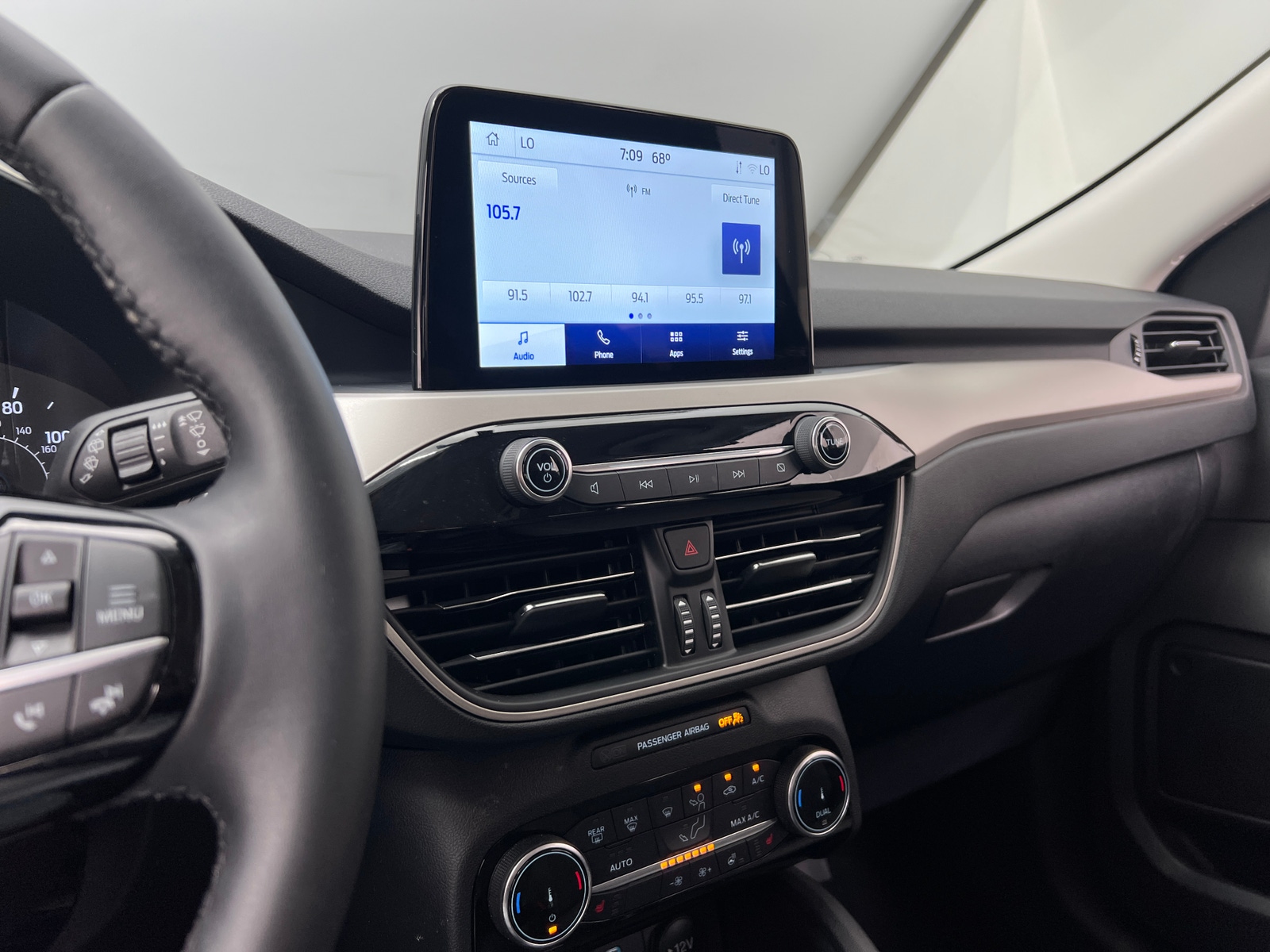 Thumbnail: 2022 Ford Escape - 4