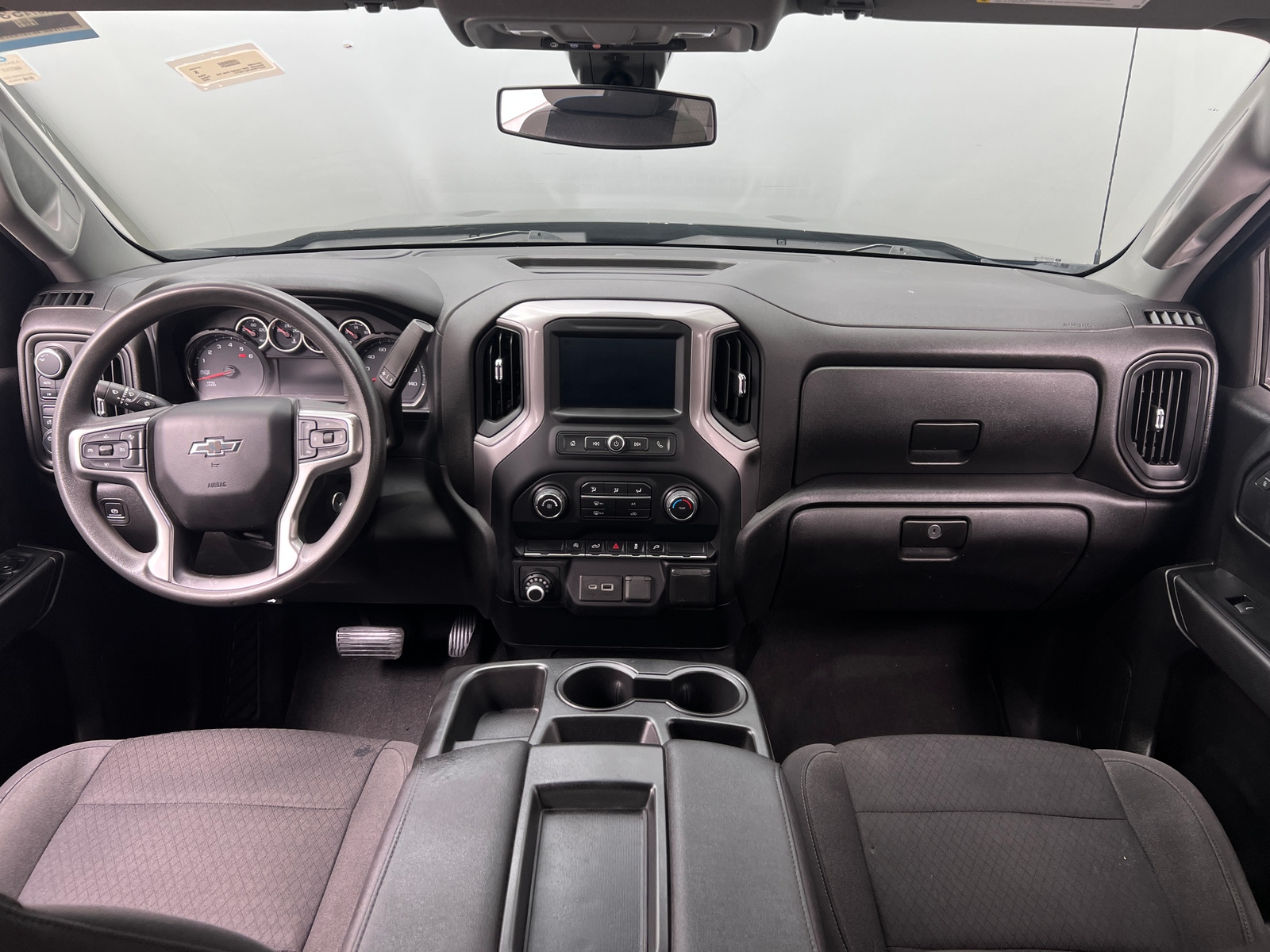 Thumbnail: 2022 Chevrolet Silverado 1500 - 3