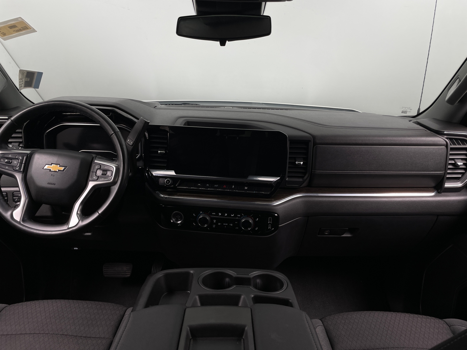 Thumbnail: 2024 Chevrolet Silverado 1500 - 3