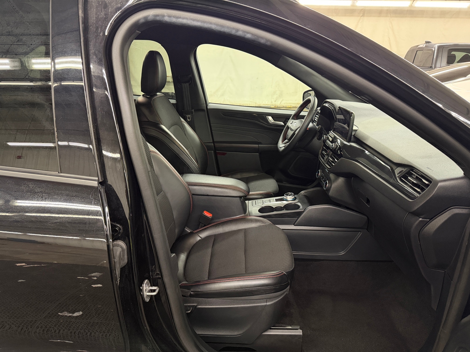 Thumbnail: 2025 Ford Escape - 2