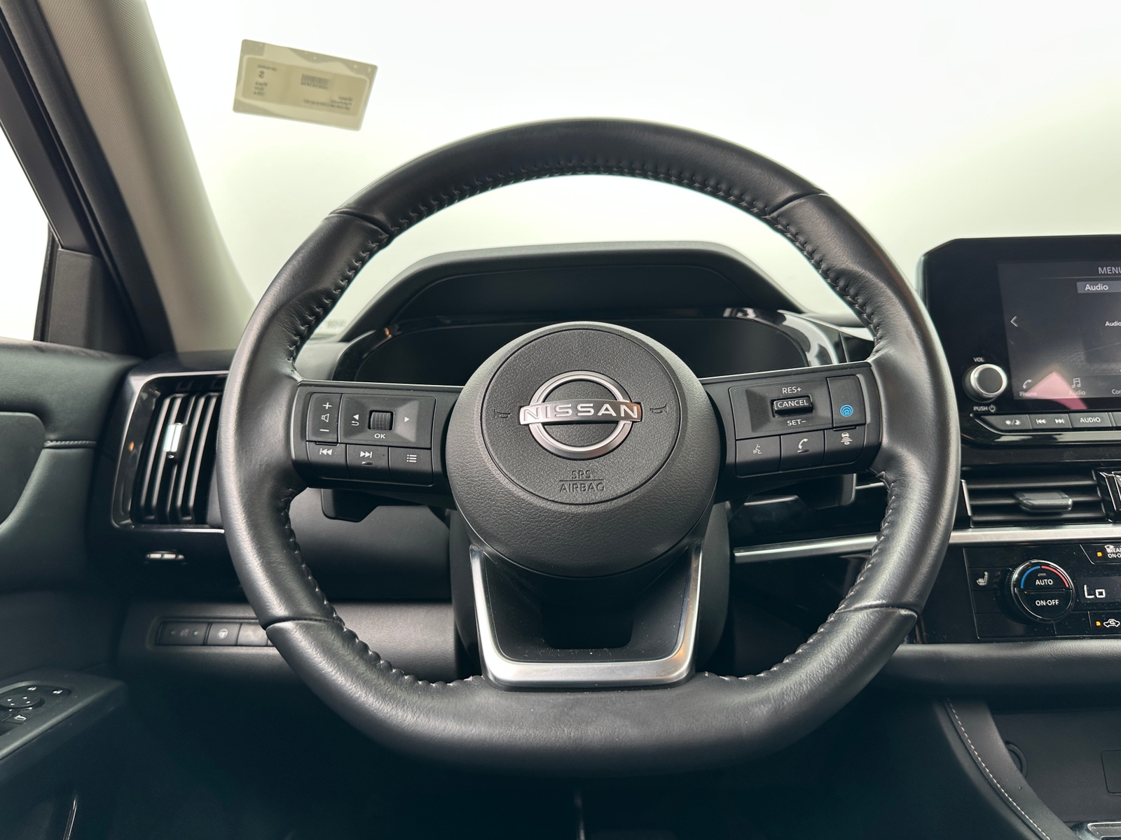 Thumbnail: 2024 Nissan Pathfinder - 5