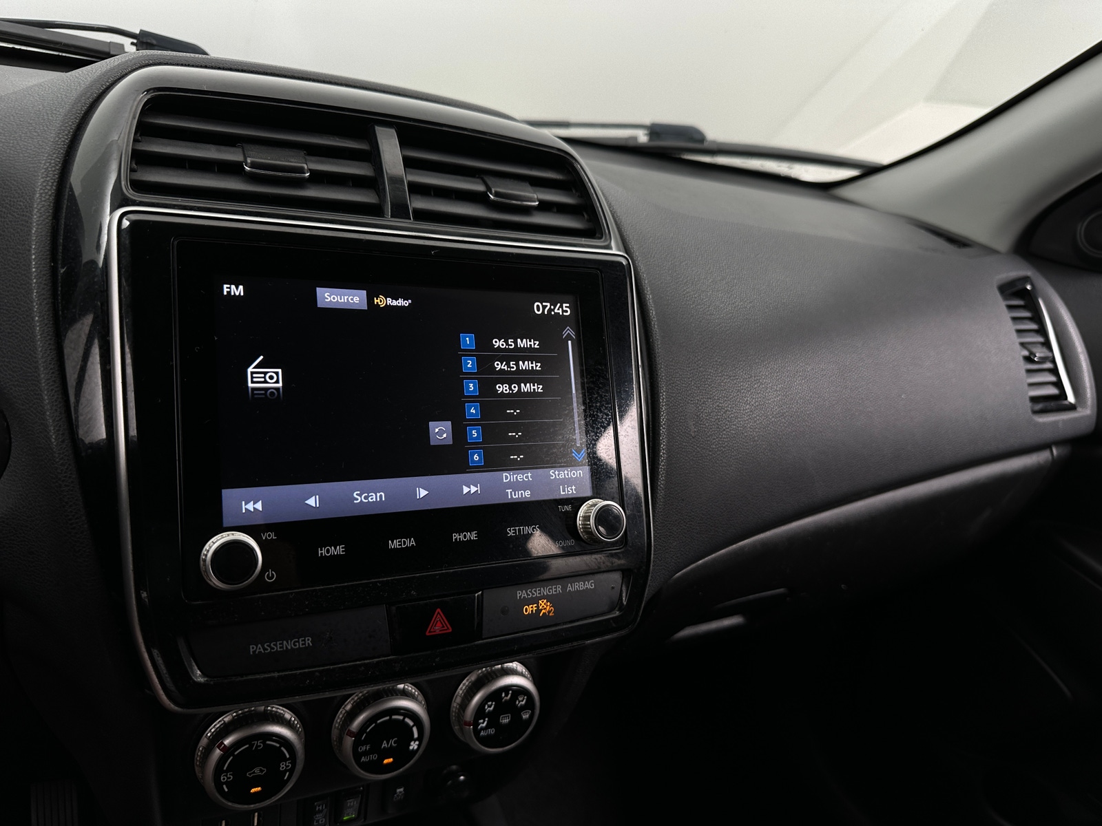 Thumbnail: 2020 Mitsubishi Outlander Sport - 4