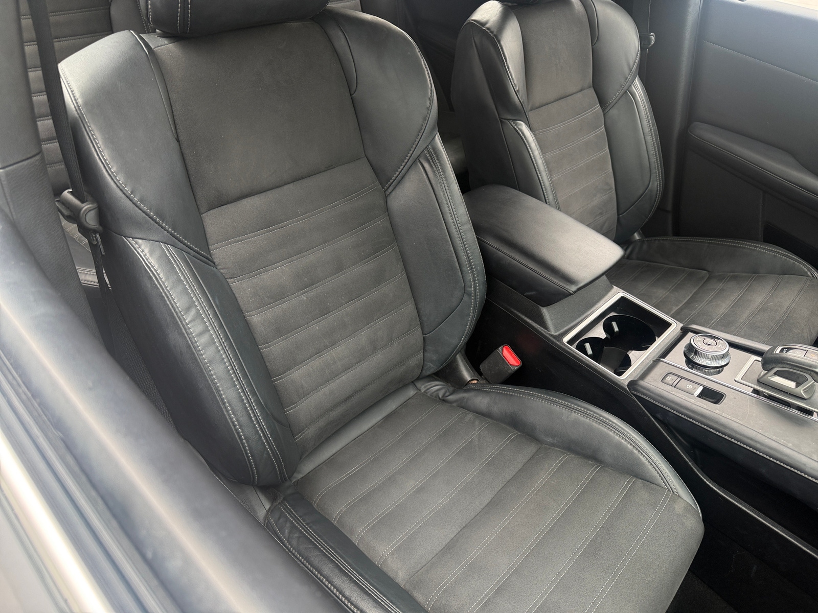 Thumbnail: 2022 Mitsubishi Outlander - 2