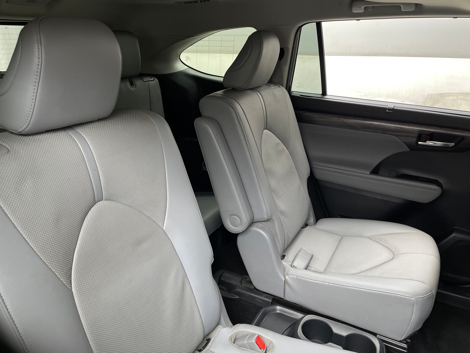 Thumbnail: 2021 Toyota Highlander - 5