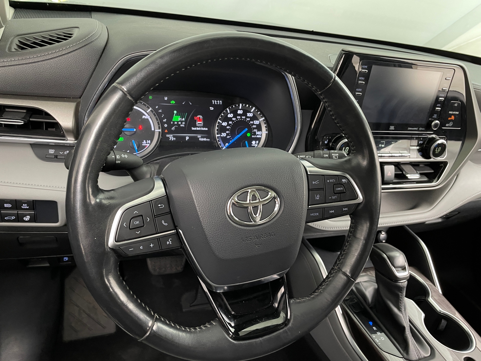 Thumbnail: 2021 Toyota Highlander - 4