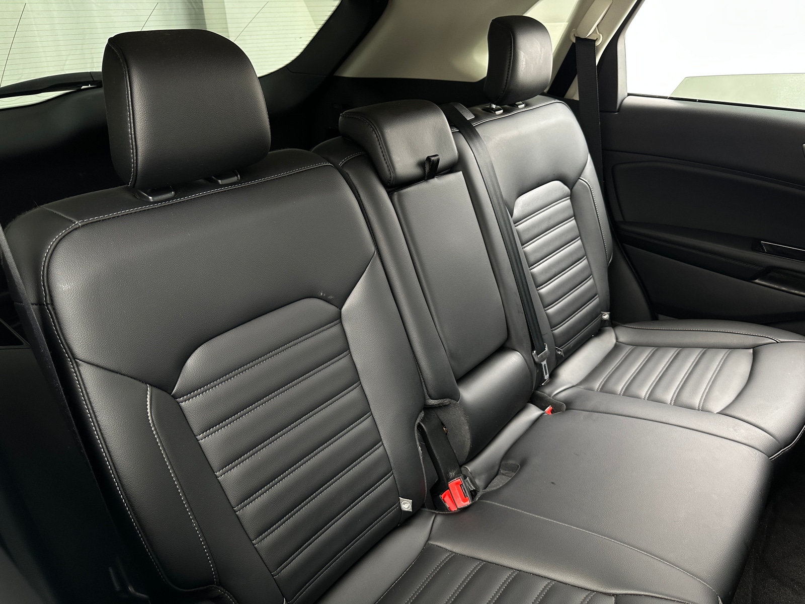 Thumbnail: 2019 Ford Edge - 5
