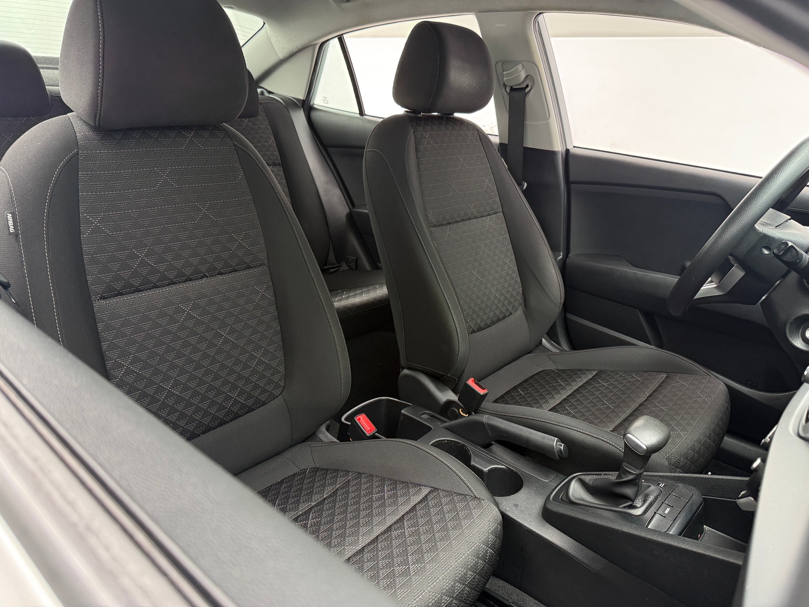 Thumbnail: 2023 Kia Rio - 2