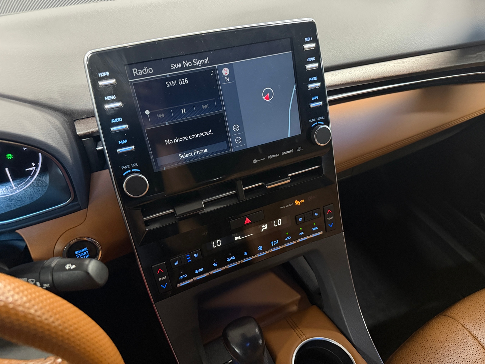 Thumbnail: 2022 Toyota Avalon - 3