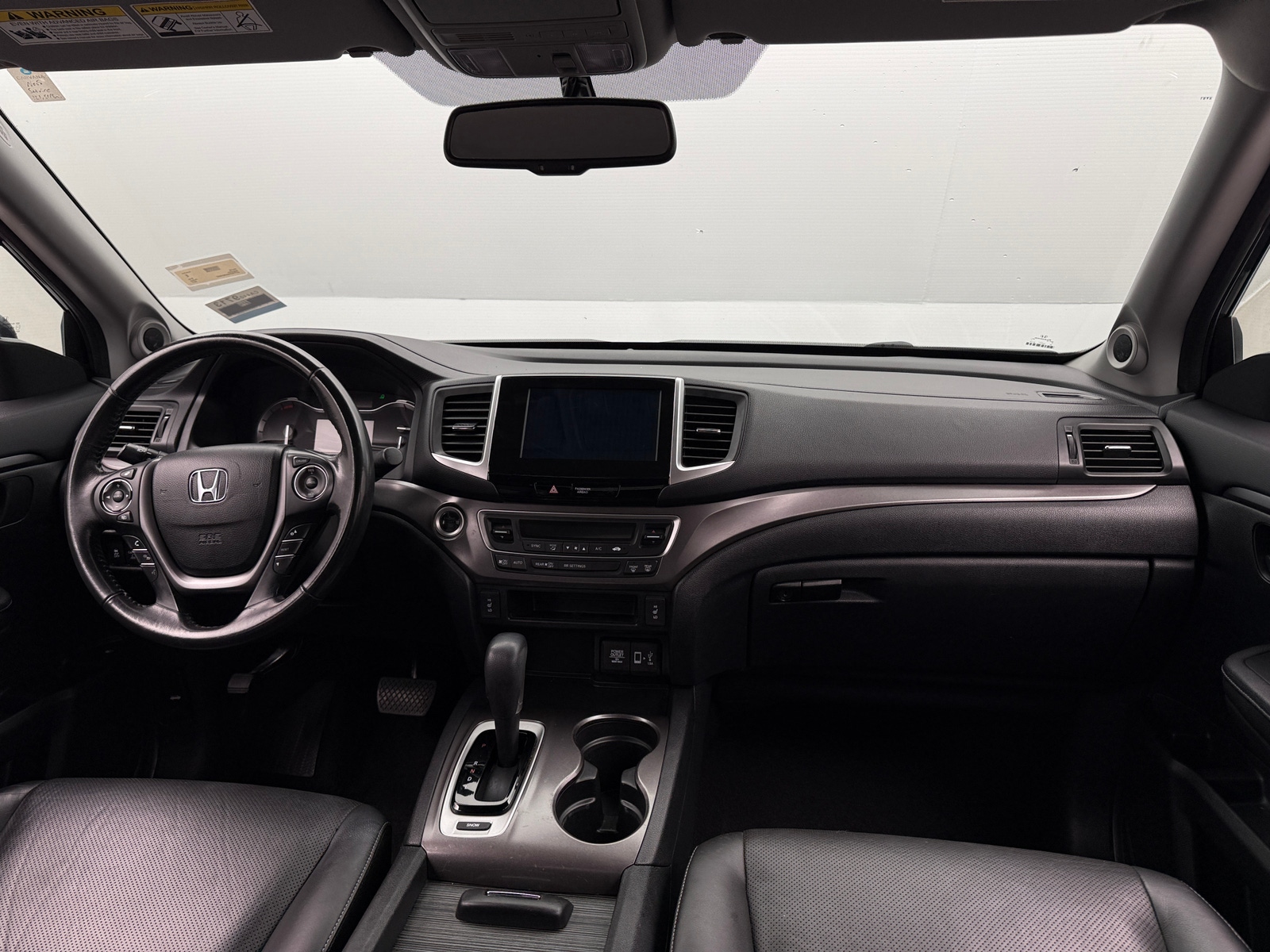 Thumbnail: 2017 Honda Ridgeline - 3