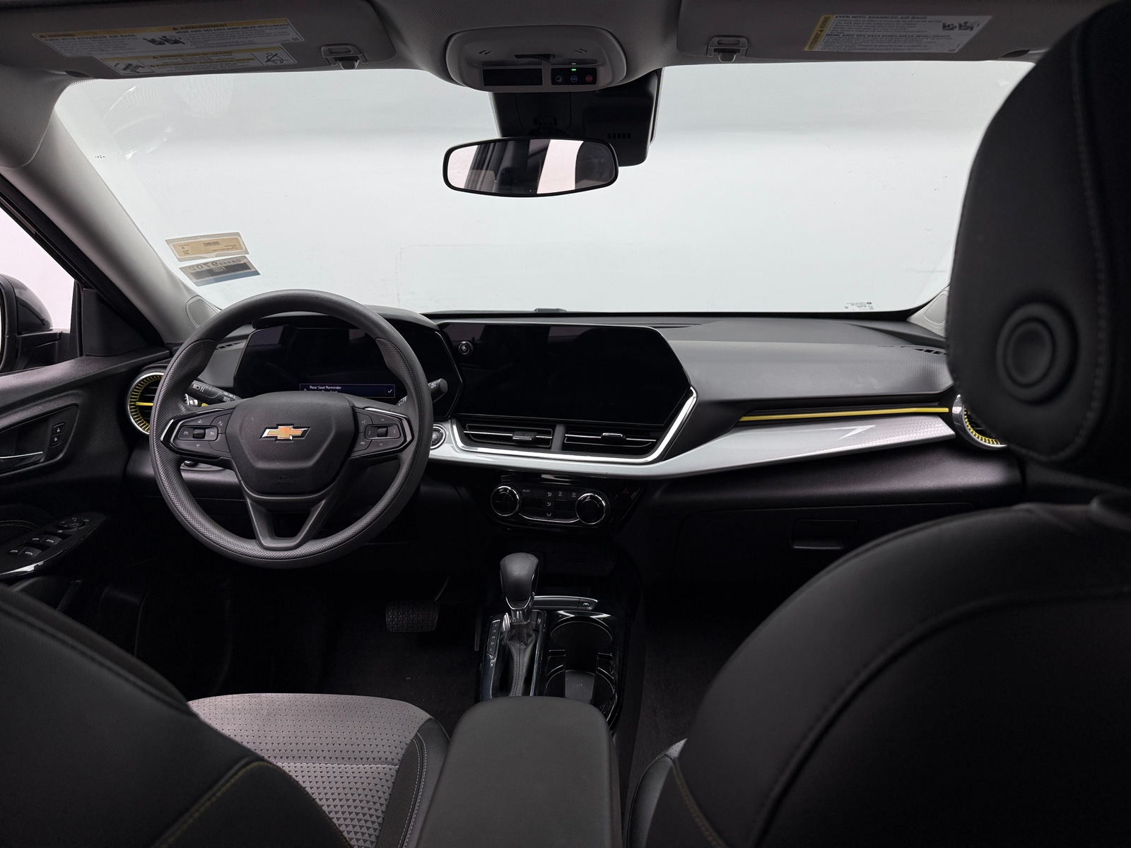 Thumbnail: 2025 Chevrolet Trax - 2