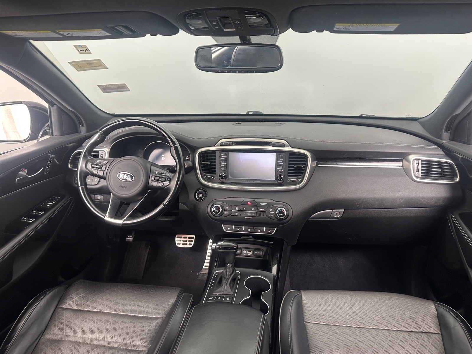 Thumbnail: 2016 Kia Sorento - 2