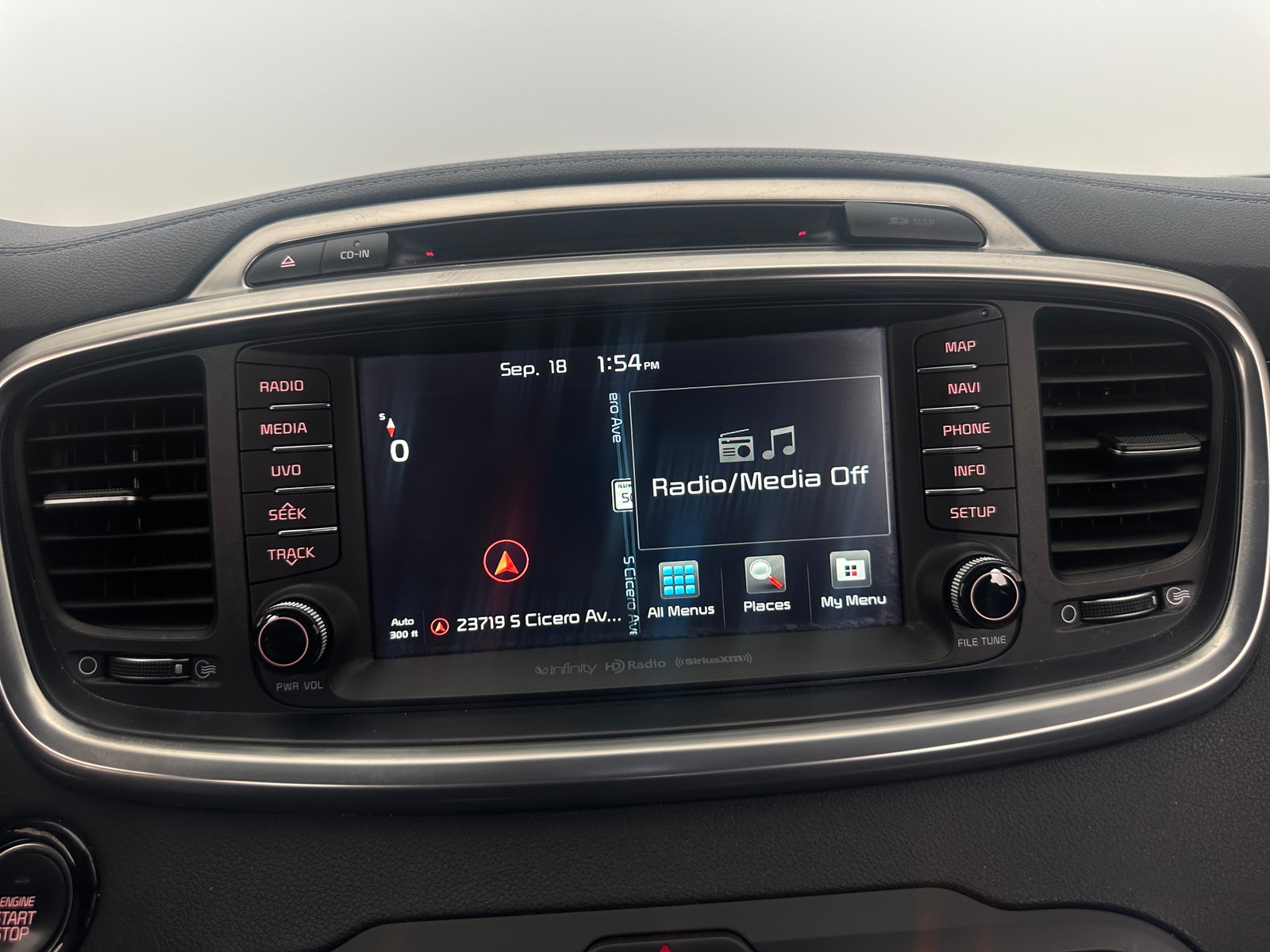 Thumbnail: 2016 Kia Sorento - 3