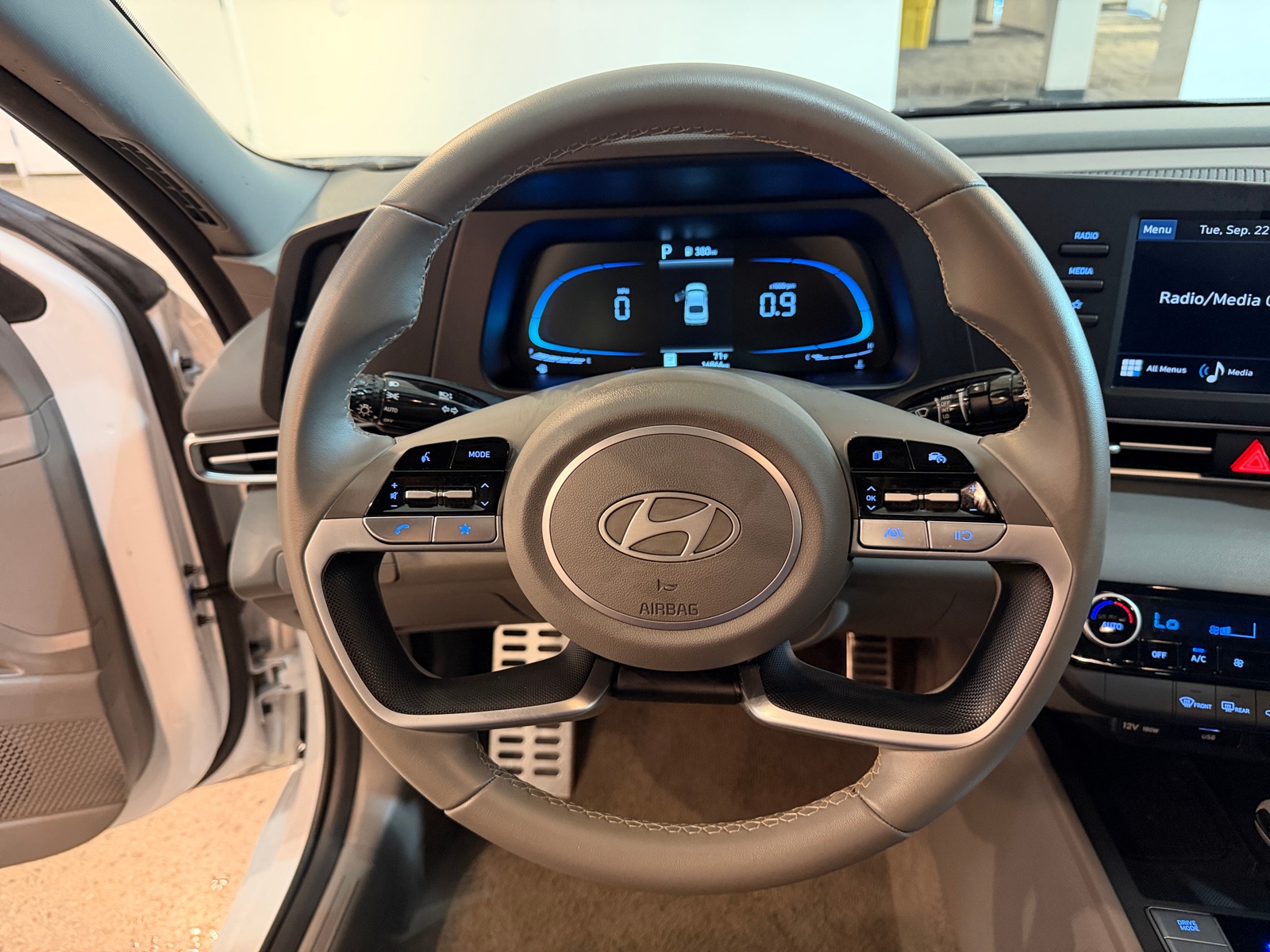 Thumbnail: 2026 Hyundai Elantra - 5