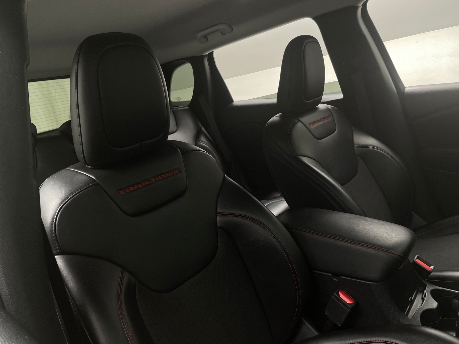 Thumbnail: 2020 Jeep Cherokee - 2