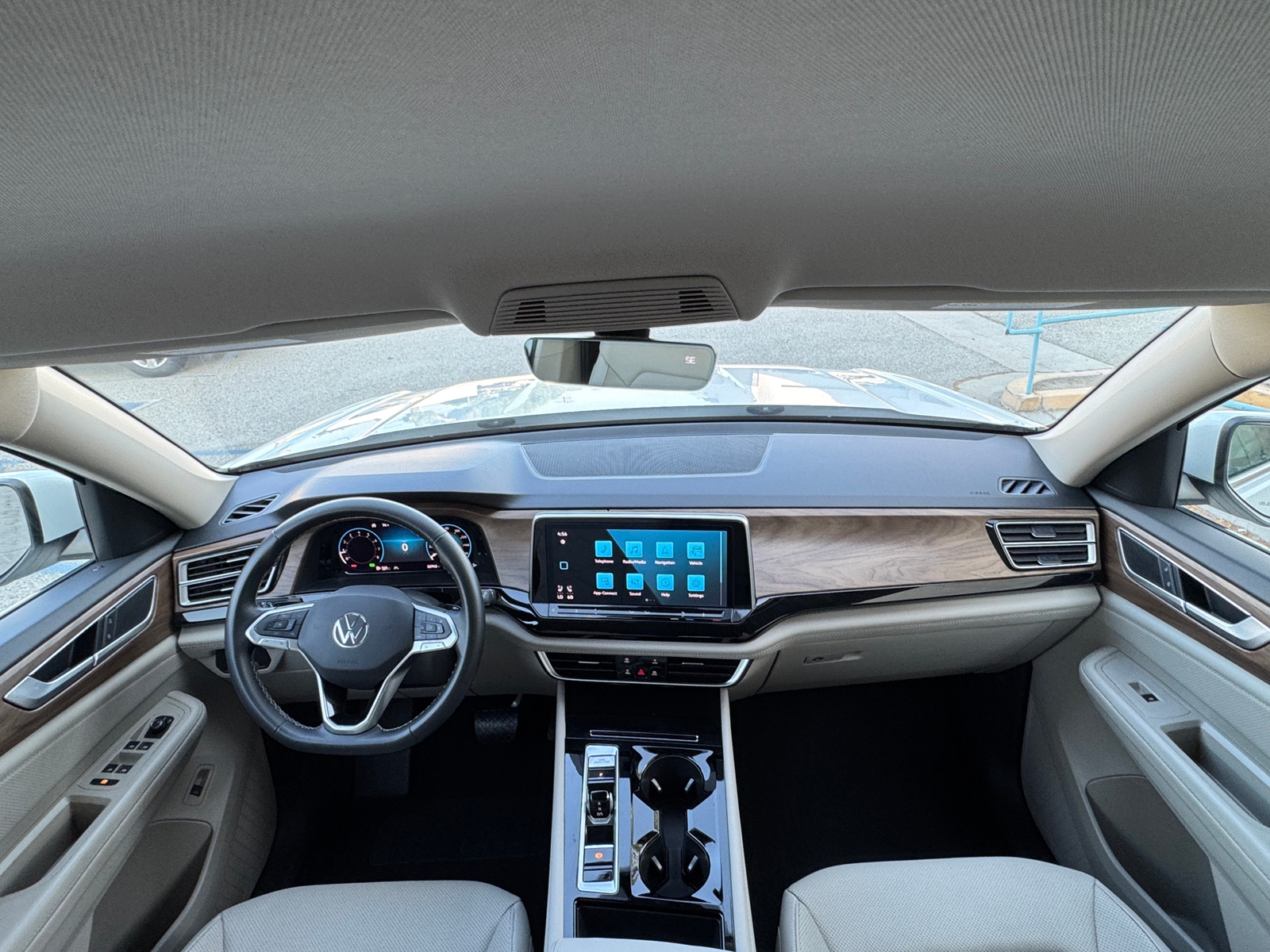Thumbnail: 2026 Volkswagen Atlas - 2