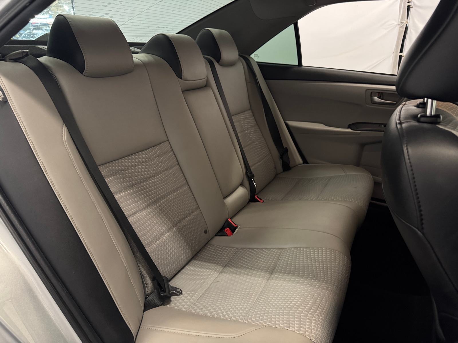 Thumbnail: 2015 Toyota Camry - 6