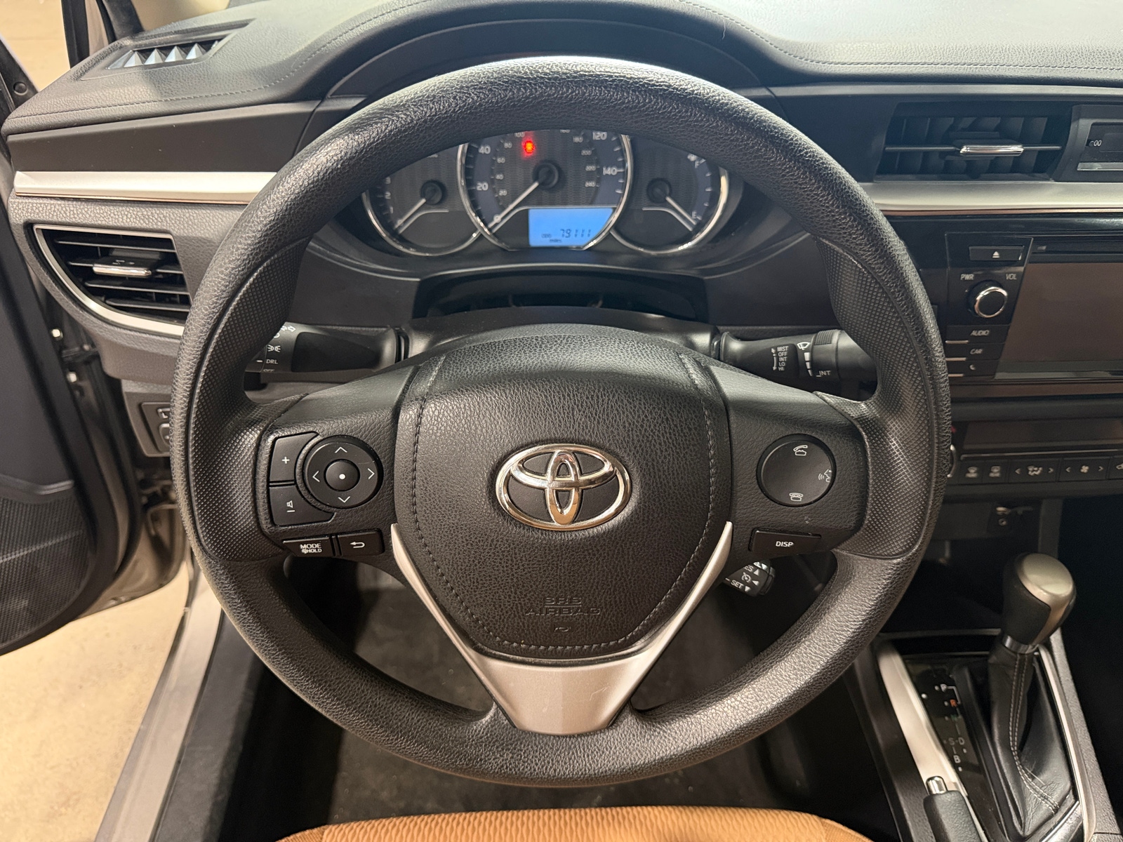Thumbnail: 2015 Toyota Corolla - 5