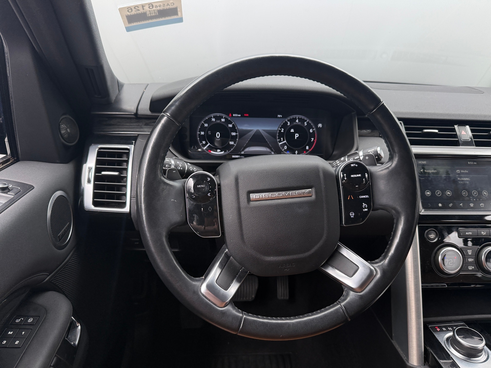 Thumbnail: 2020 Land Rover Discovery - 4