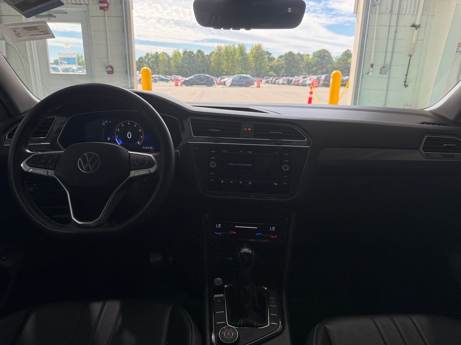 Thumbnail: 2024 Volkswagen Tiguan - 2