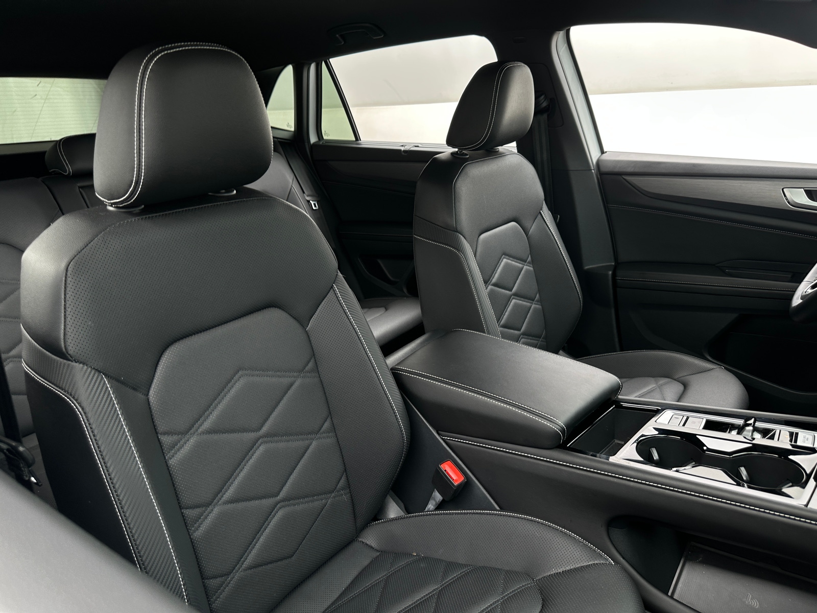 Thumbnail: 2026 Volkswagen Atlas - 2