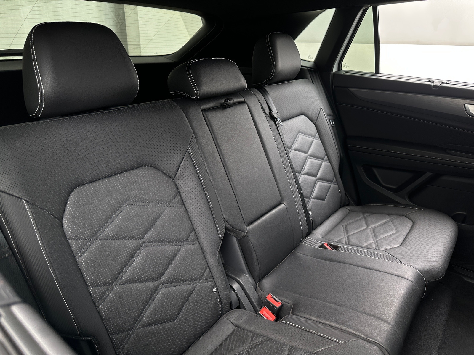 Thumbnail: 2026 Volkswagen Atlas - 6