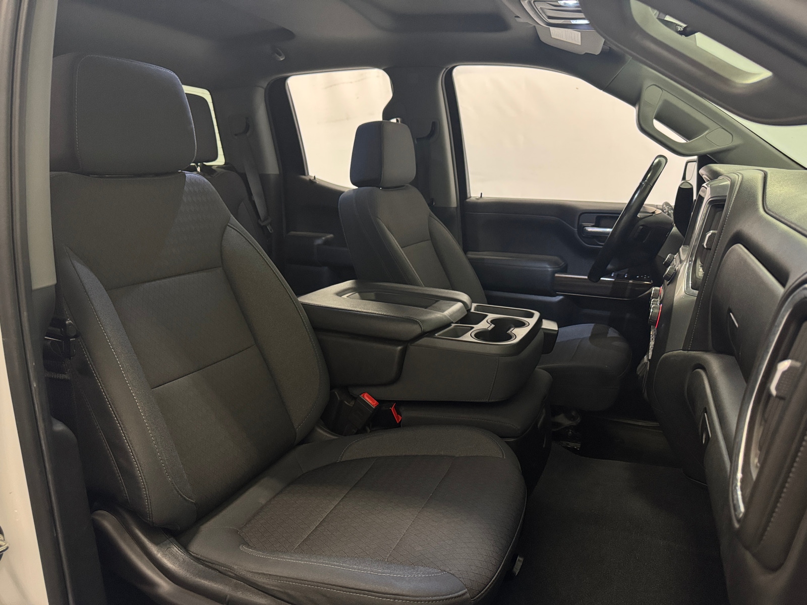 Thumbnail: 2020 Chevrolet Silverado 1500 - 2