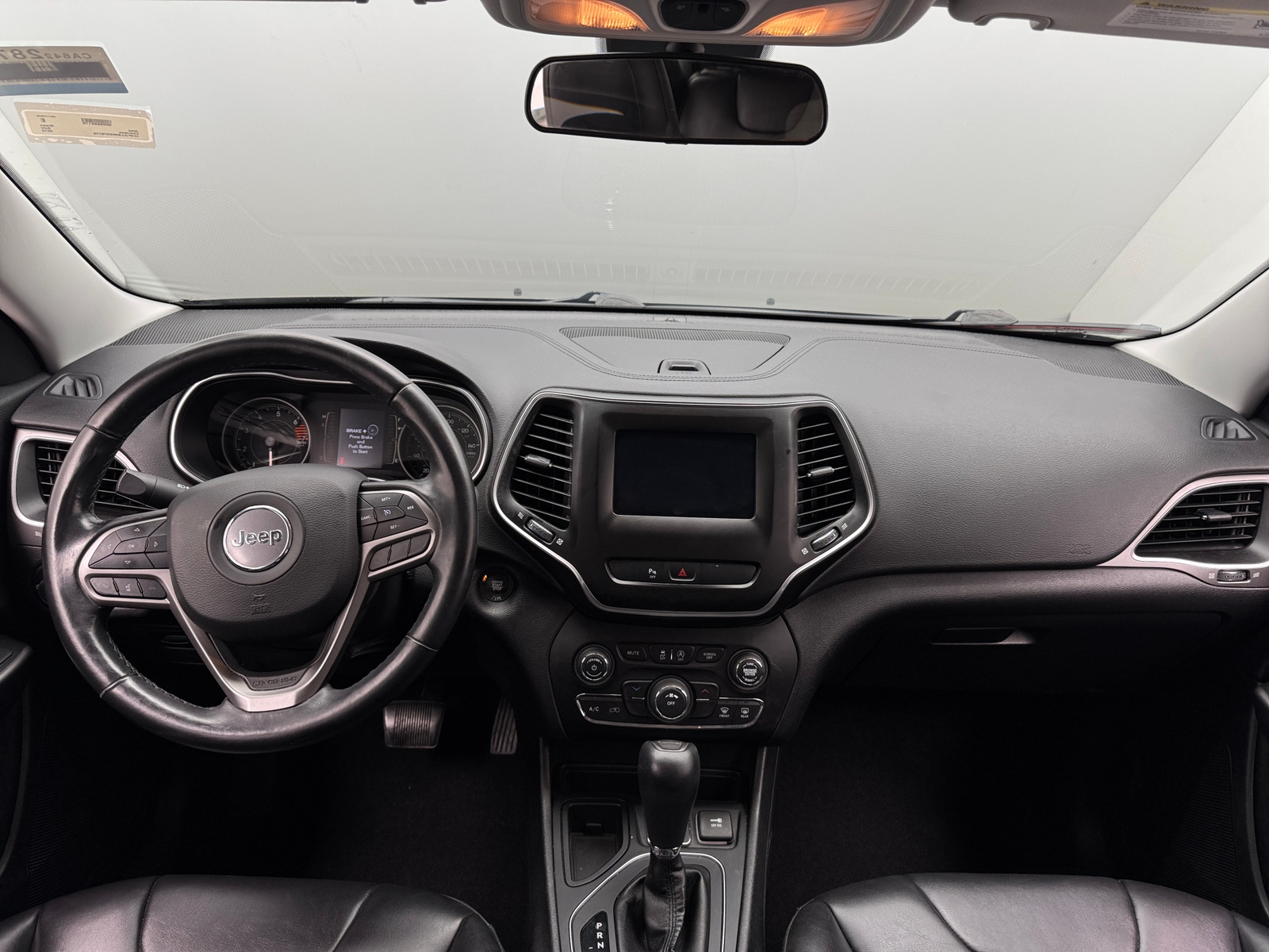 Thumbnail: 2019 Jeep Cherokee - 3