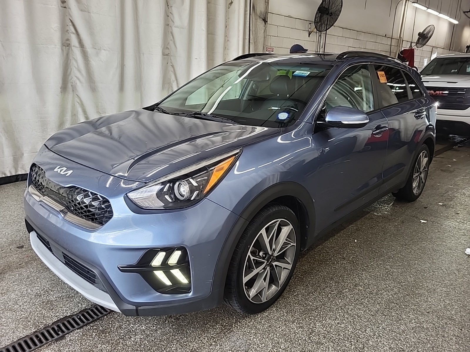 2022 Kia Niro Touring SE
