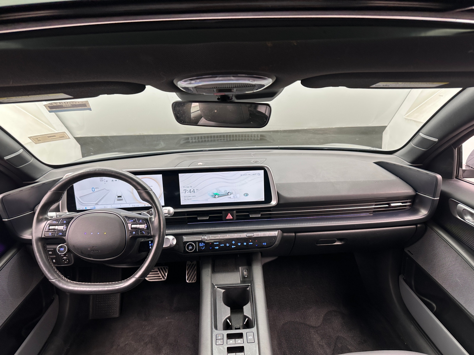 Thumbnail: 2023 Hyundai Ioniq 6 - 2