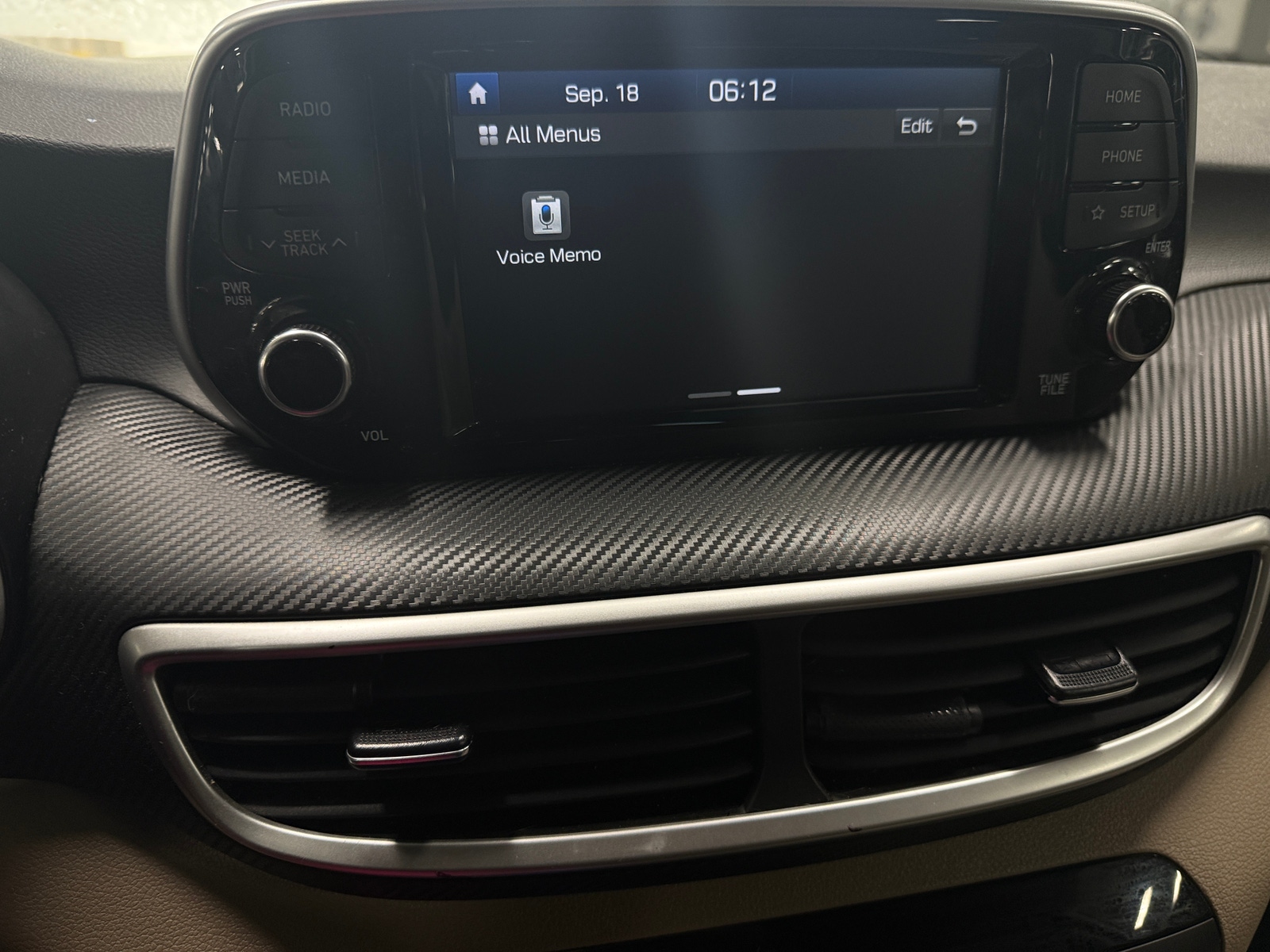 Thumbnail: 2019 Hyundai Tucson - 4