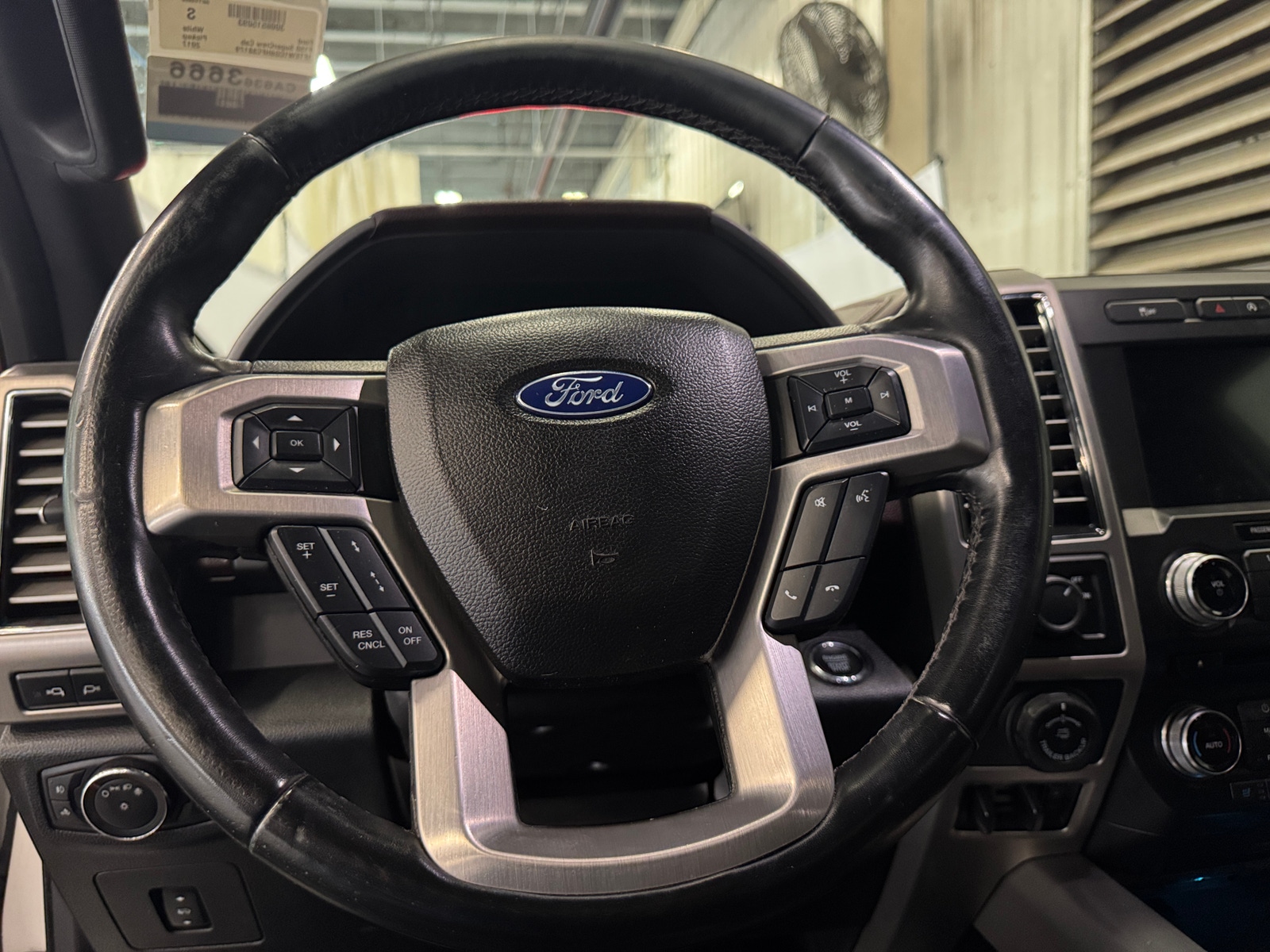 Thumbnail: 2017 Ford Econoline - 4
