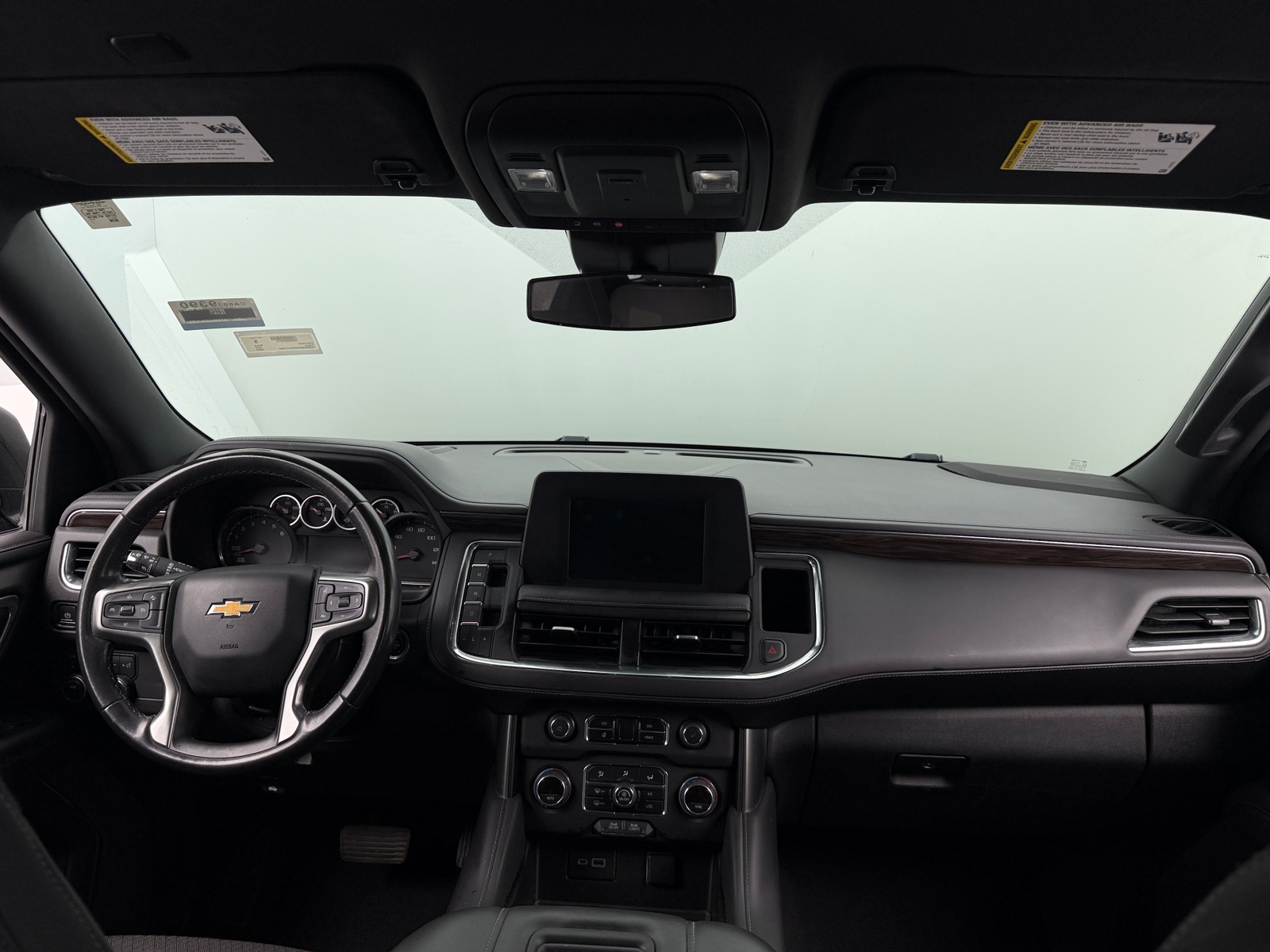 Thumbnail: 2023 Chevrolet Tahoe - 3