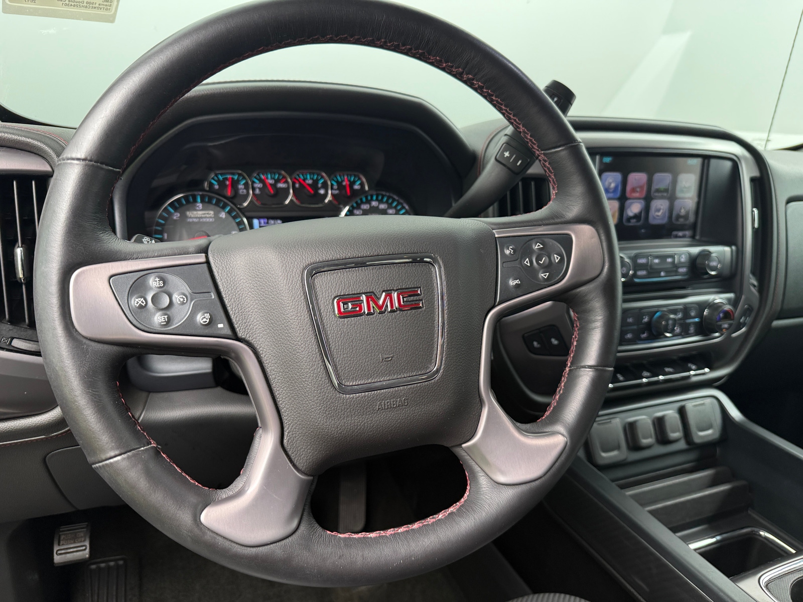 Thumbnail: 2017 GMC Sierra 1500 - 4