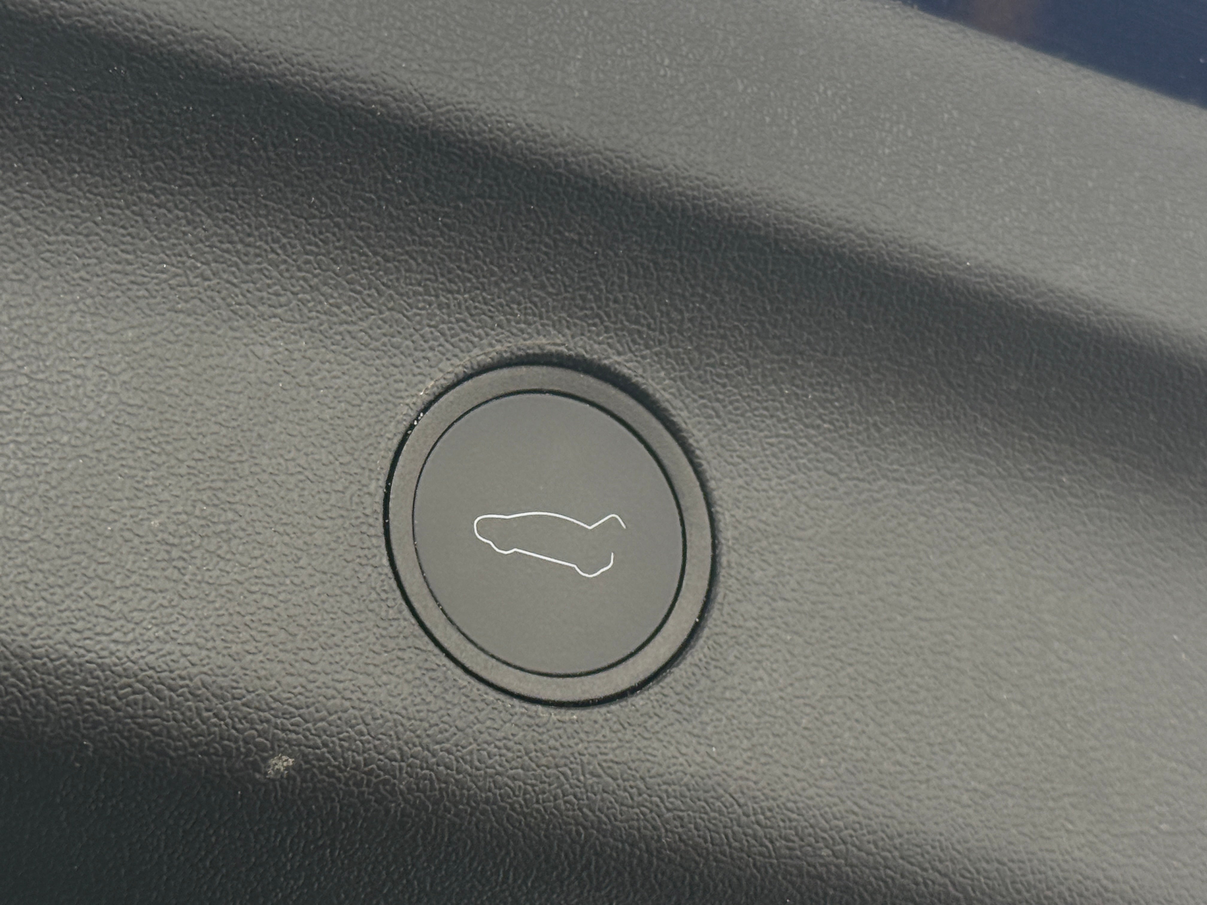 Used 2024 Tesla Model Y Long Range with VIN 7SAYGAEE4RF071082 for sale in Auburn, WA