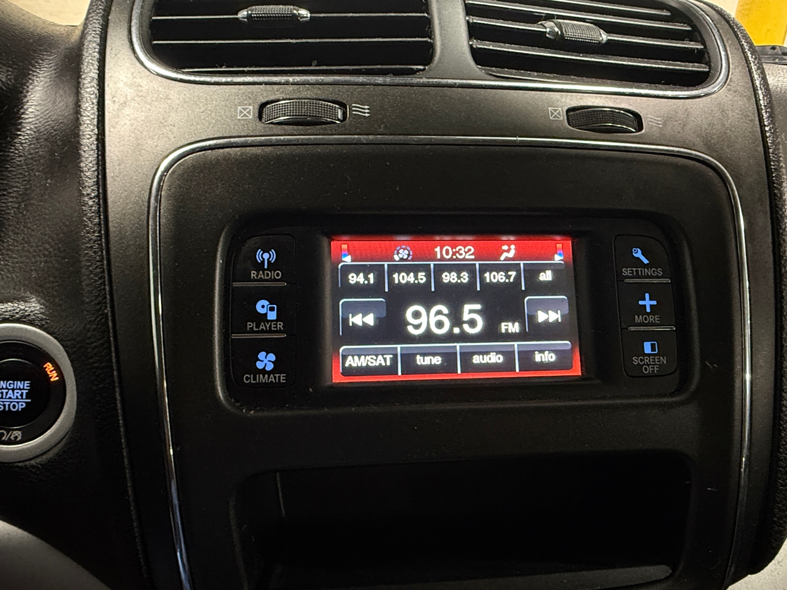 Thumbnail: 2018 Dodge Journey - 4