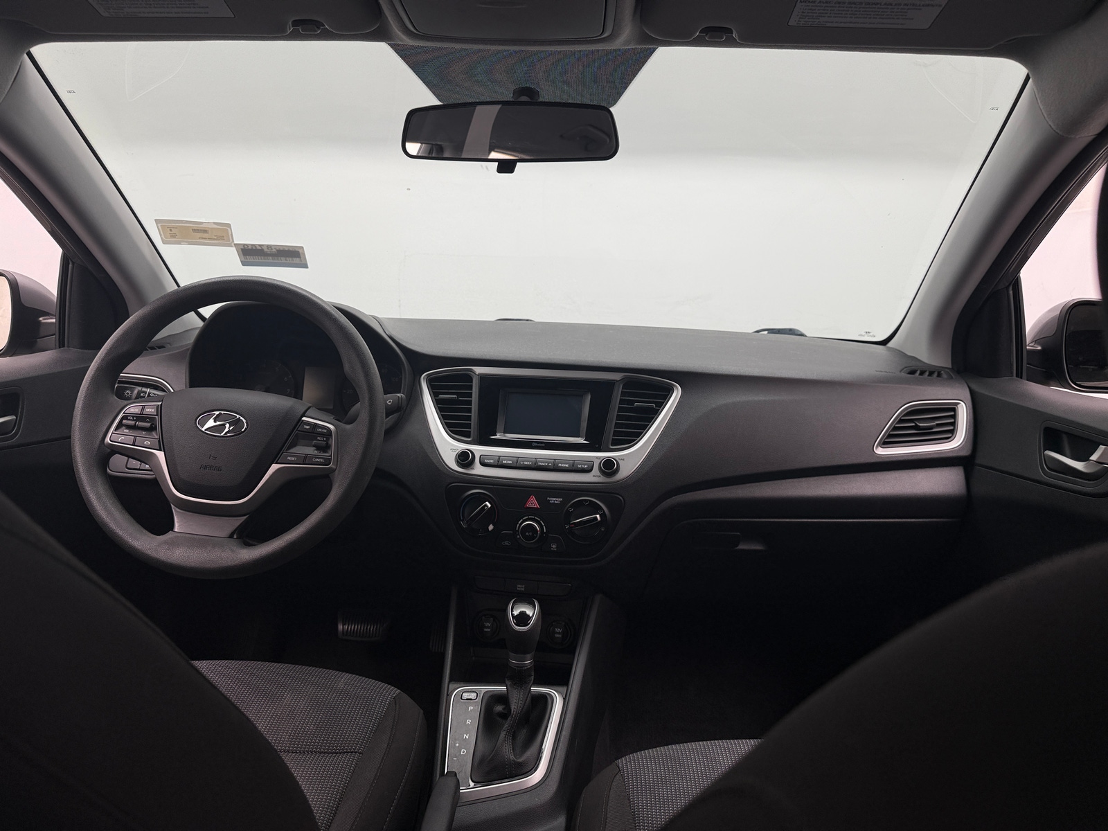 Thumbnail: 2022 Hyundai Accent - 3