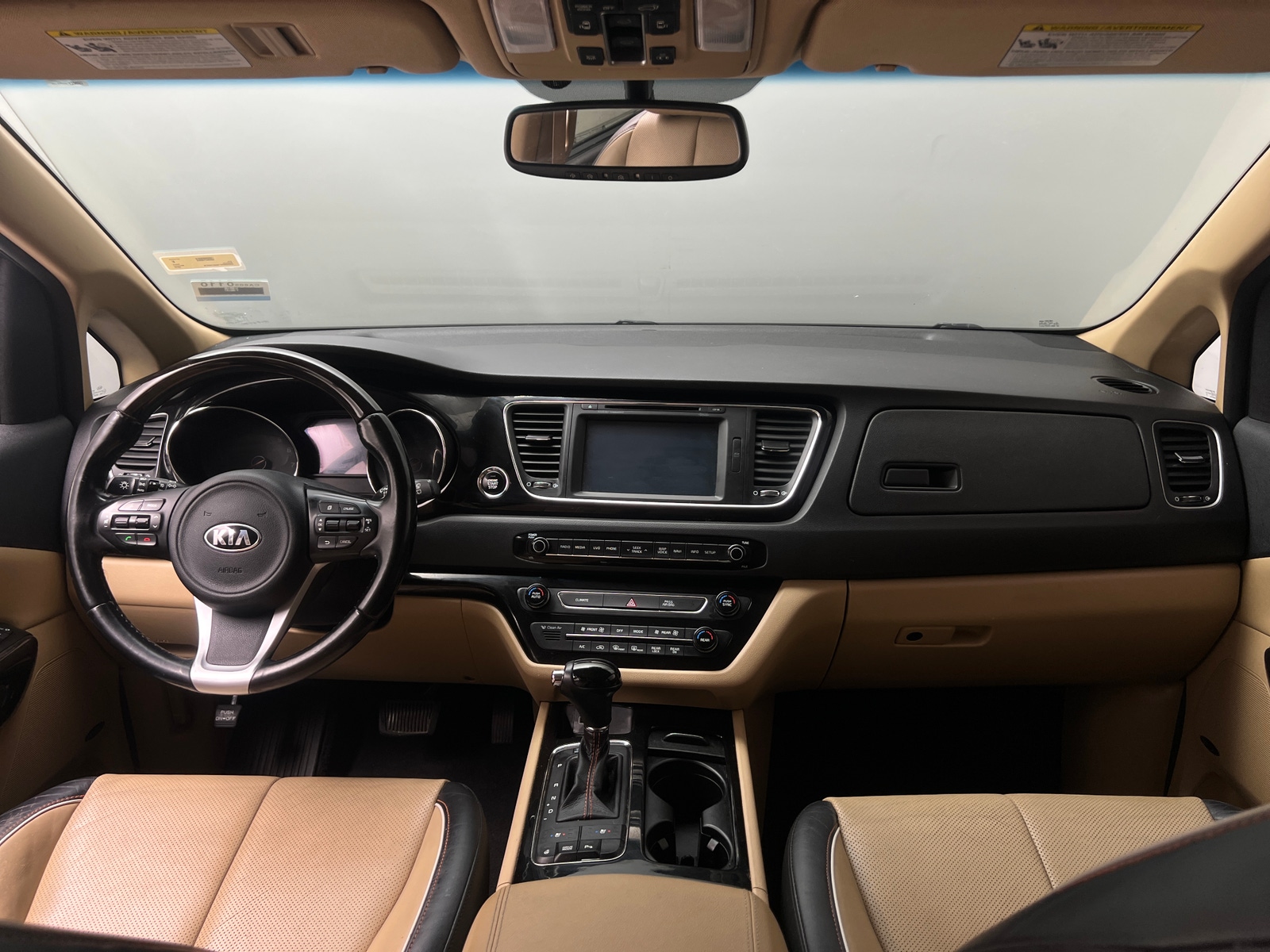 Thumbnail: 2016 Kia Sedona - 2