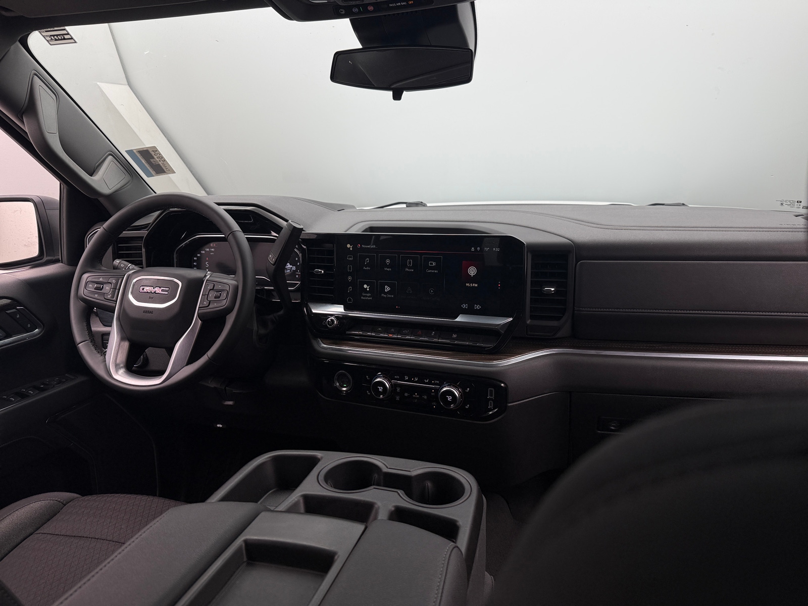 Thumbnail: 2024 GMC Sierra 1500 - 3