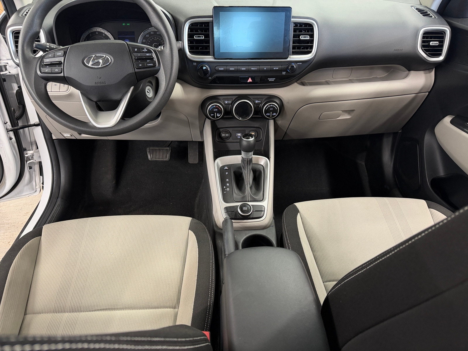 Thumbnail: 2020 Hyundai Venue - 3