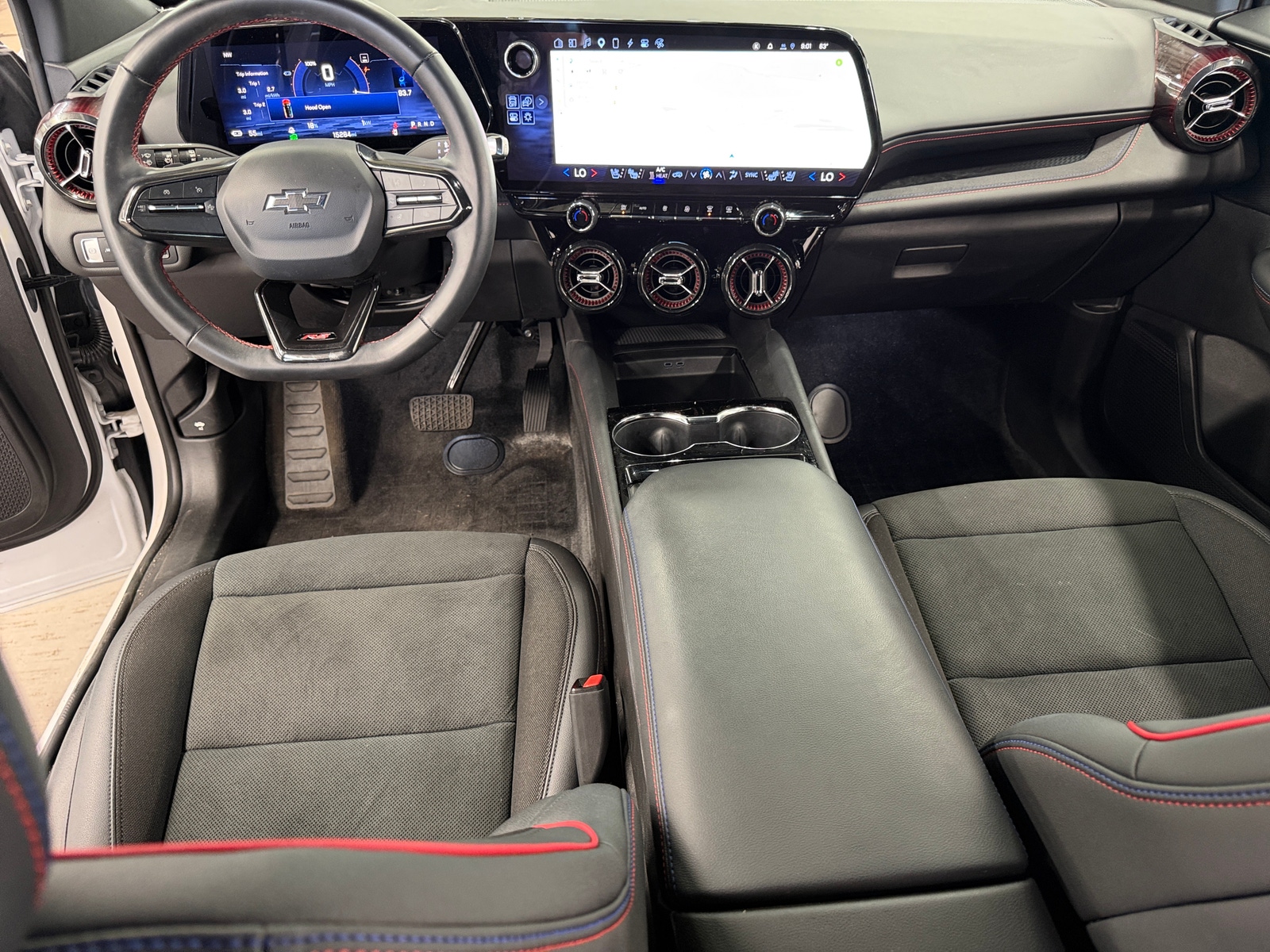 Thumbnail: 2024 Chevrolet Blazer EV - 2