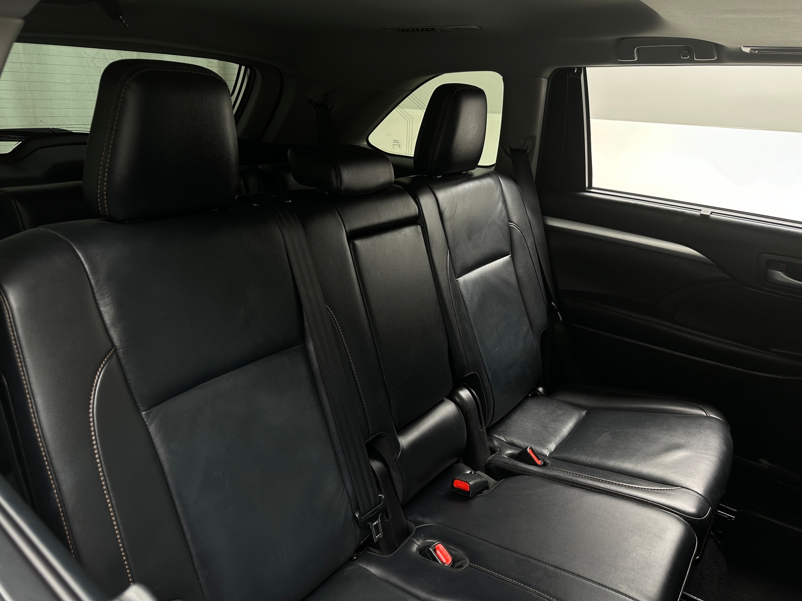 Thumbnail: 2019 Toyota Highlander - 5