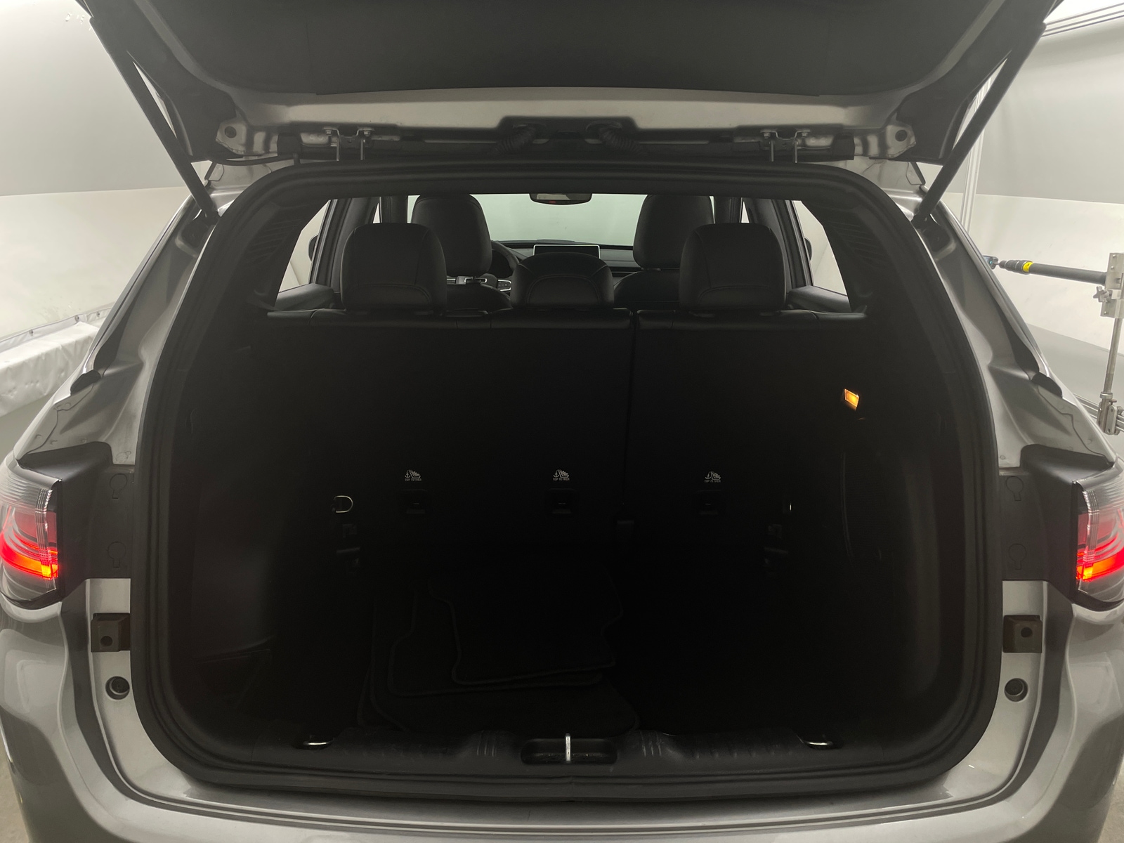 Thumbnail: 2023 Jeep Compass - 6