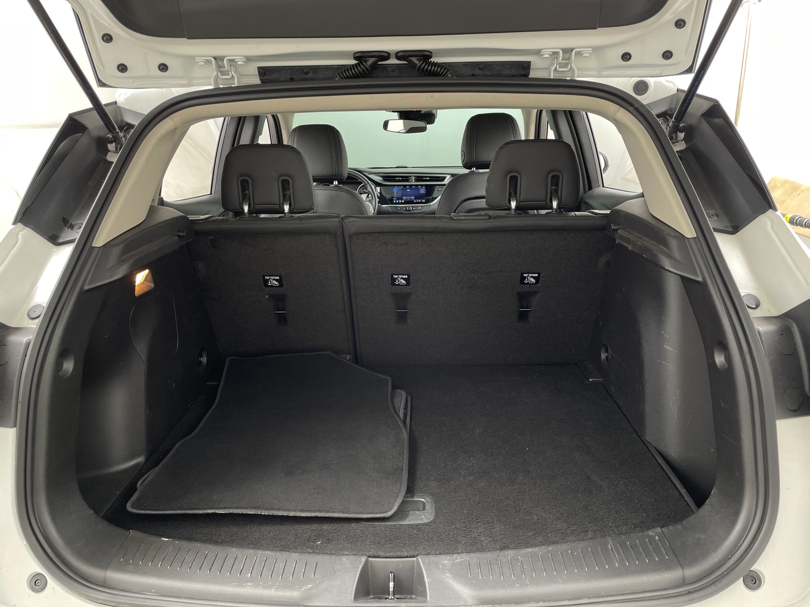 Thumbnail: 2022 Buick Encore GX - 6