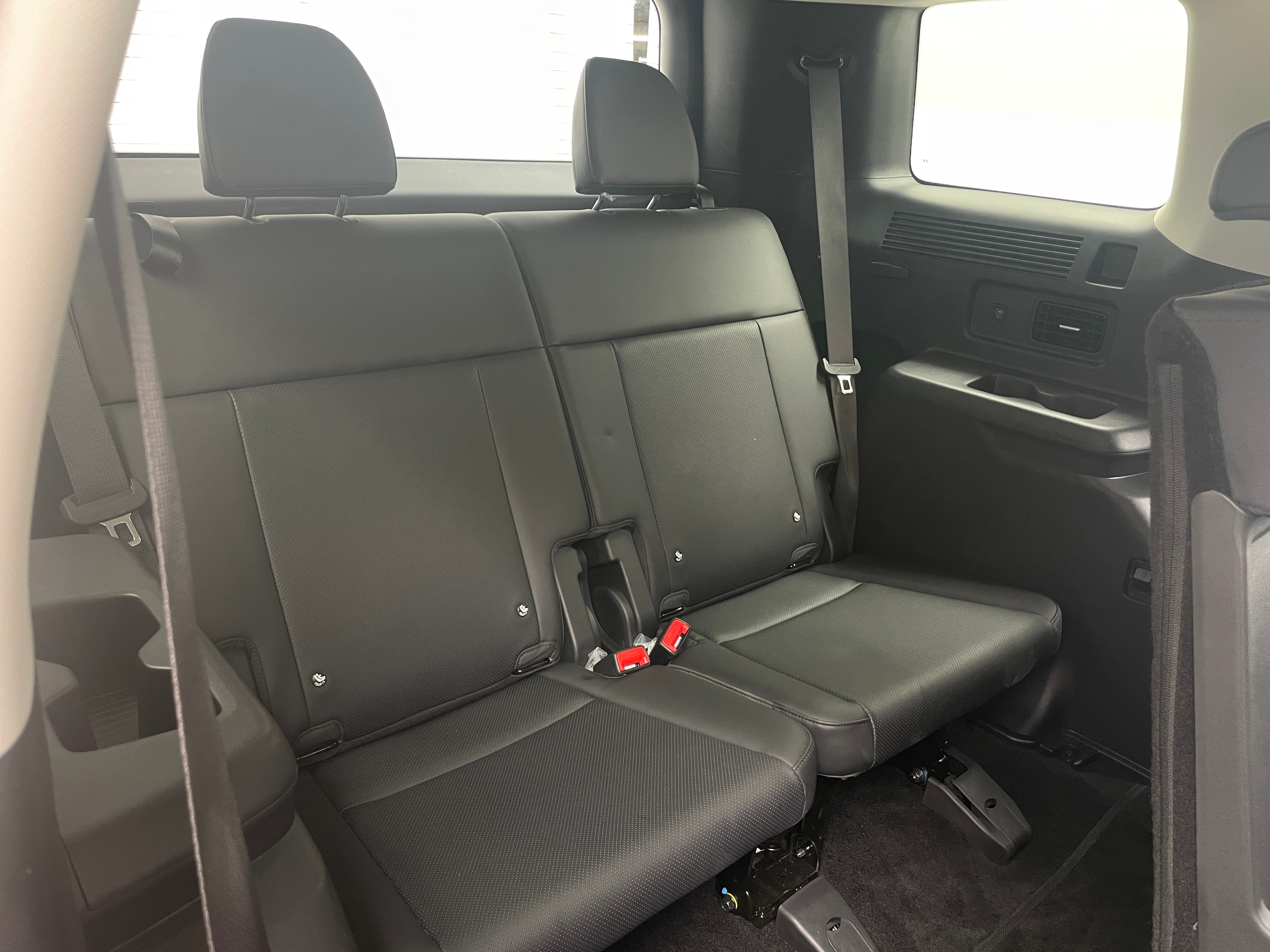 2026 Hyundai Santa Fe SEL - Photo 2